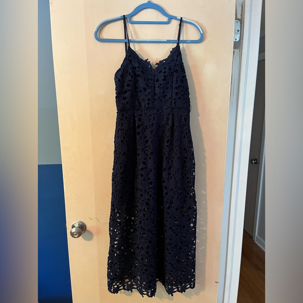 NAVY BLUE FLORAL LACE DRESS